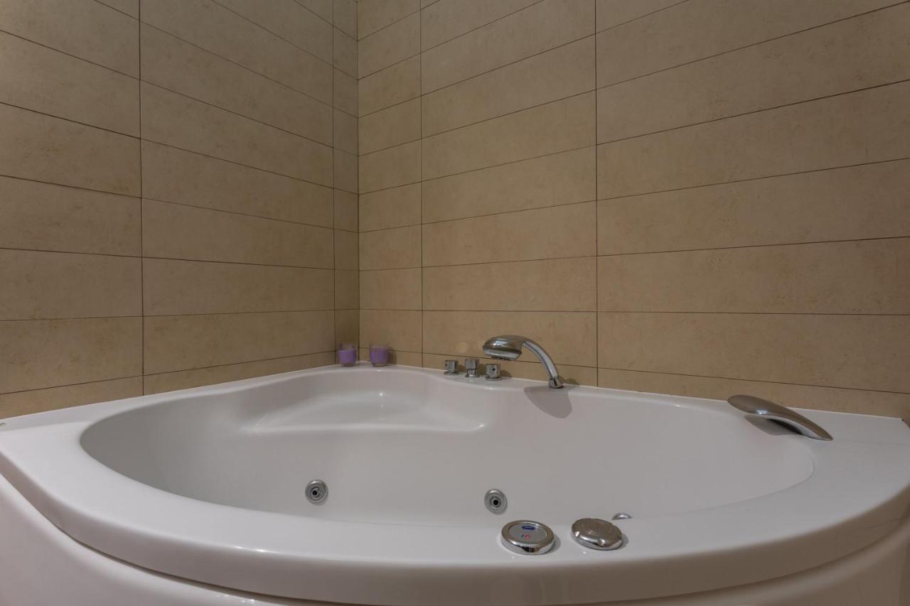 Massena Modern Apartment By Wonderful Italy ตูริน ภายนอก รูปภาพ