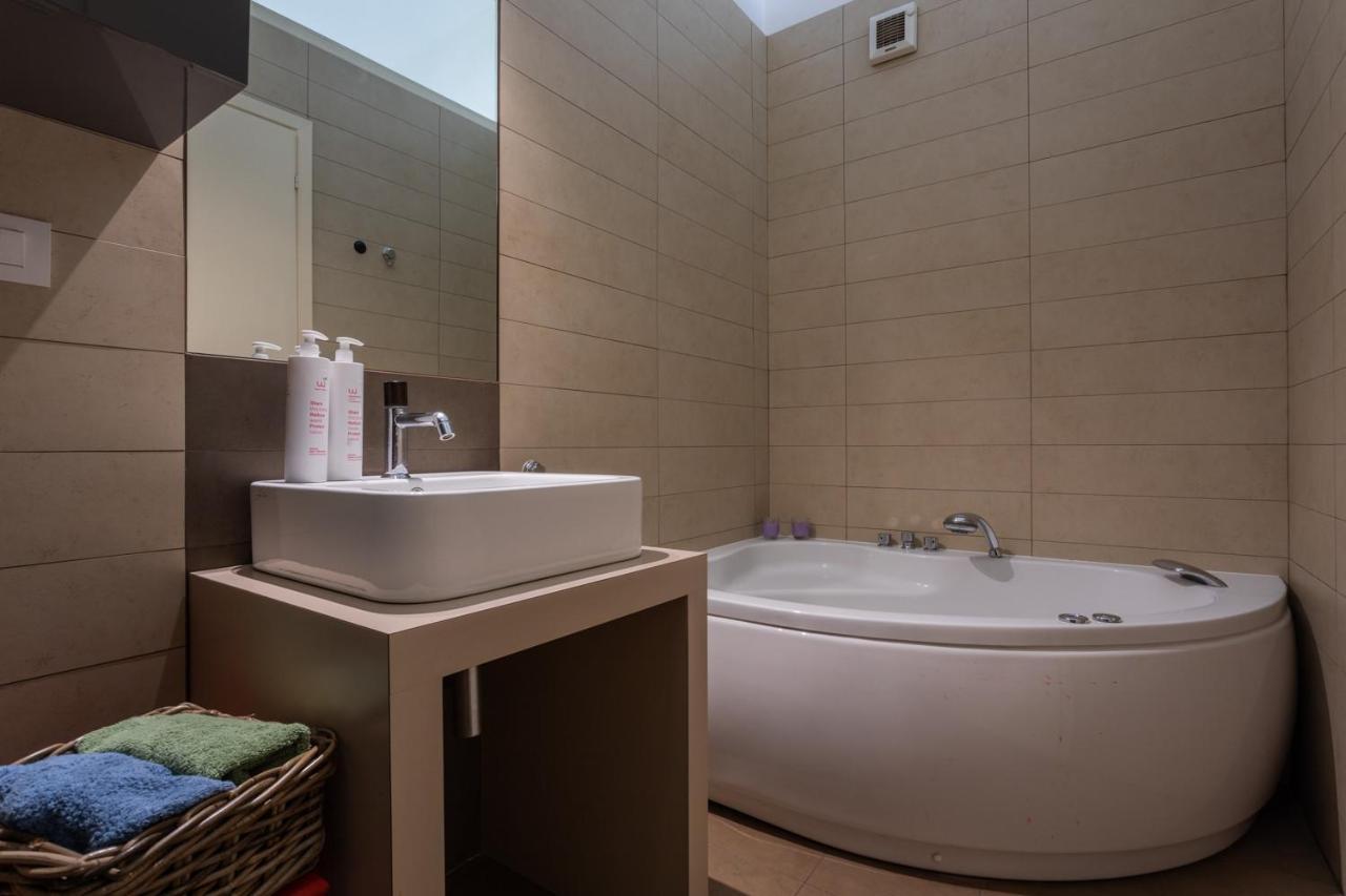 Massena Modern Apartment By Wonderful Italy ตูริน ภายนอก รูปภาพ